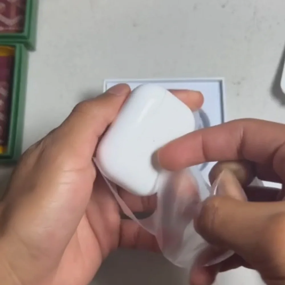 Wireless Earbuds with Charging Case - White